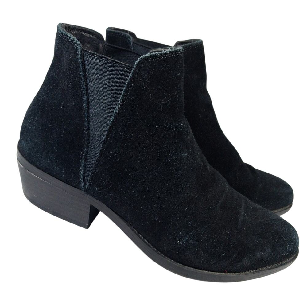 WHITE MOUNTAIN! BLACK GENUINE SUEDE LEATHER LOW HEEL SLIP ON ANKLE BOOTS! SZ 7M